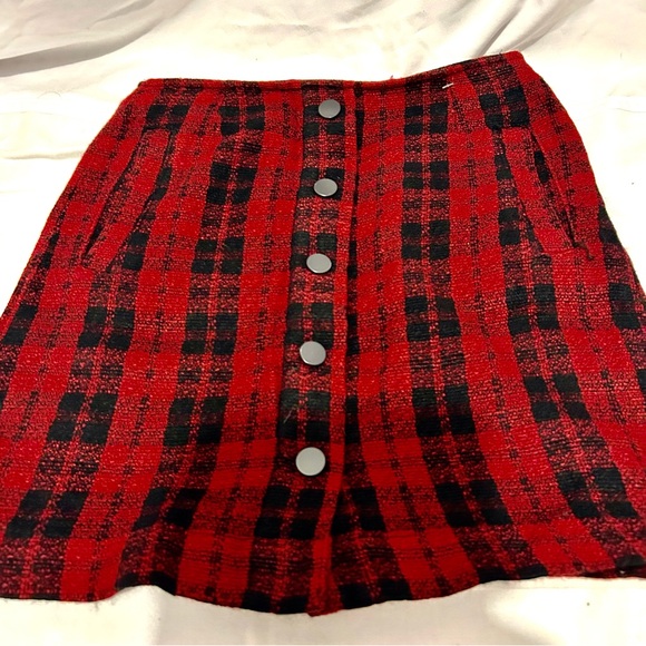 4 pcs multi  skirt, perfect for fall - Picture 6 of 6